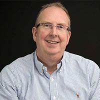 Peter Jones, author, property investor and ex-Chartered Surveyor headshot