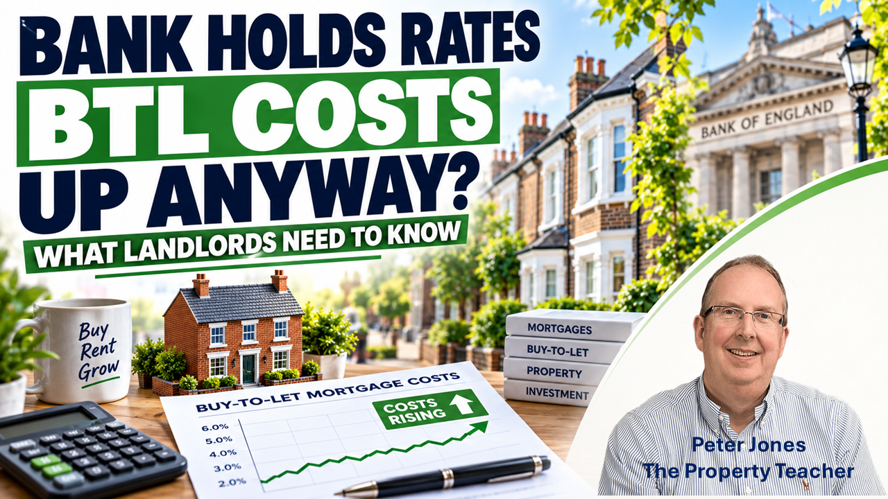 bank holds rates image